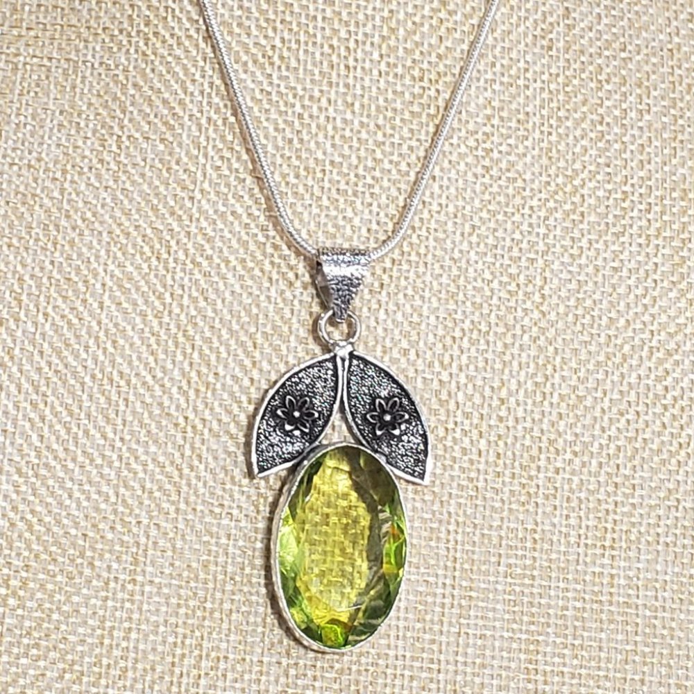 Peridot necklace, 925 silver peridot gemstone pendant necklace